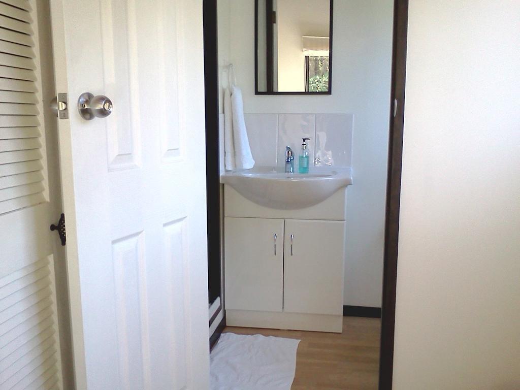 Waters Edge B&B Kaitaia Ruang foto