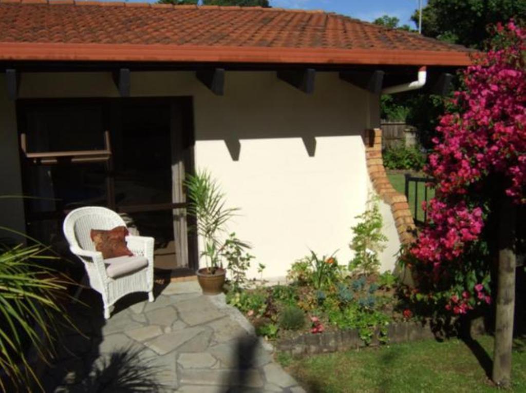 Waters Edge B&B Kaitaia Bagian luar foto
