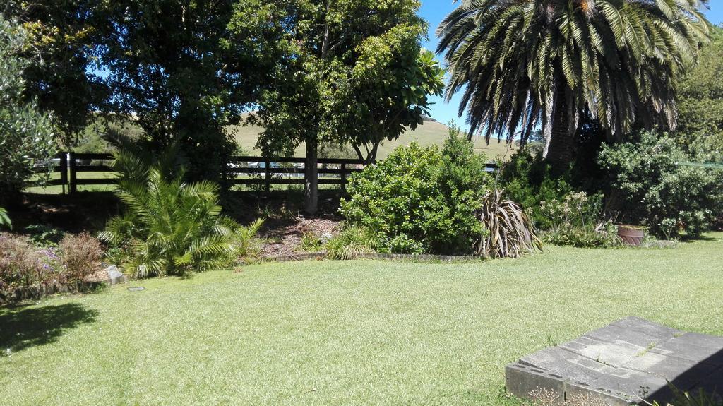 Waters Edge B&B Kaitaia Bagian luar foto
